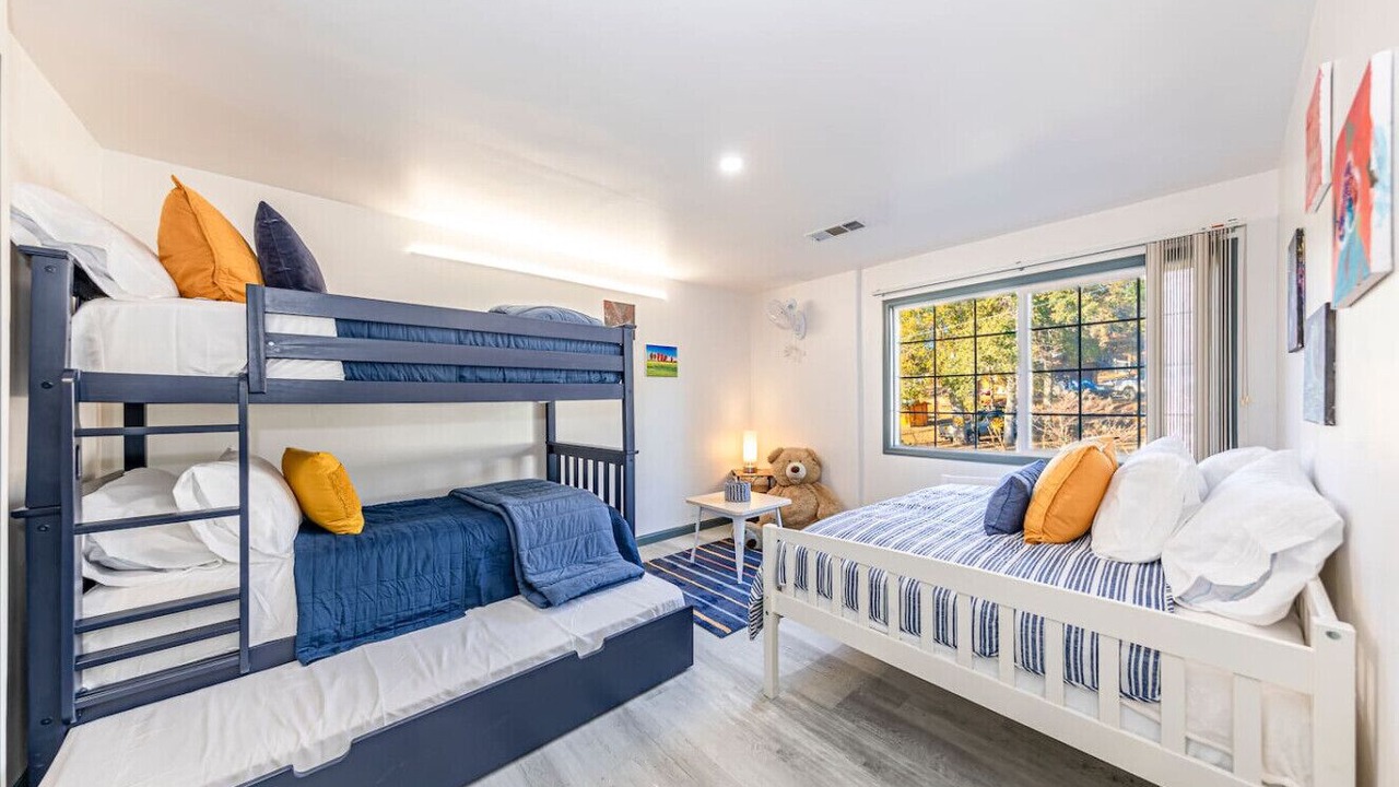 Photo of Bedroom in Oakhurst