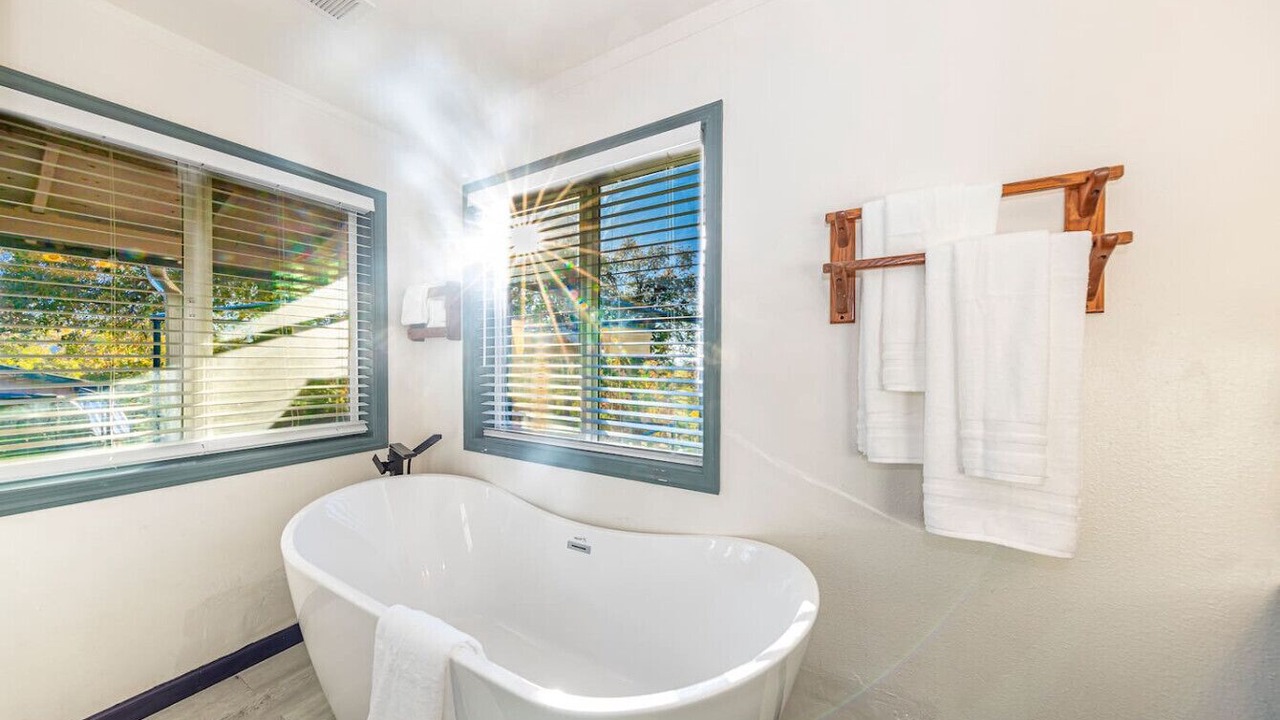 Photo of Bathroom in Oakhurst