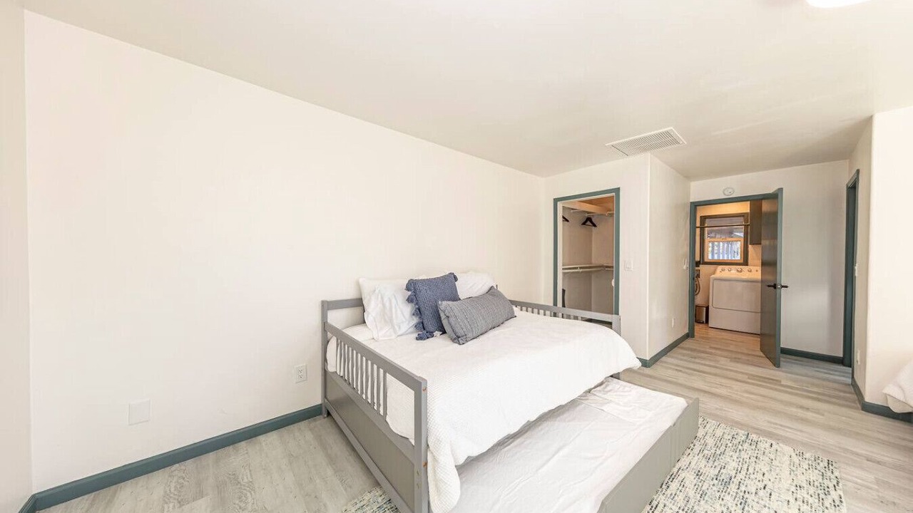 Photo of Bedroom in Oakhurst