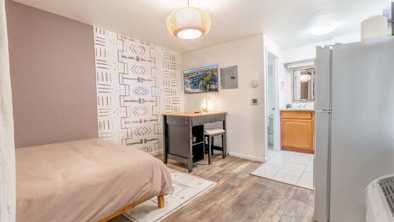 Photo of Bedroom in Midtown