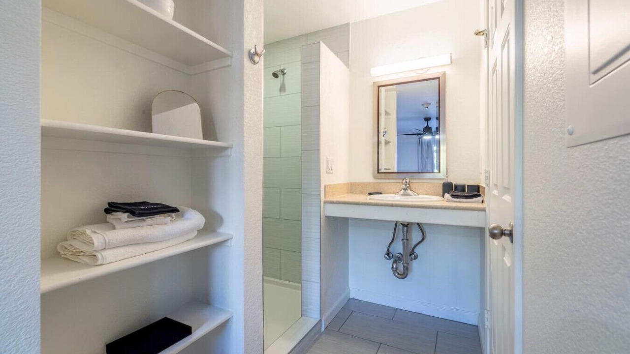Photo of Bathroom in Midtown