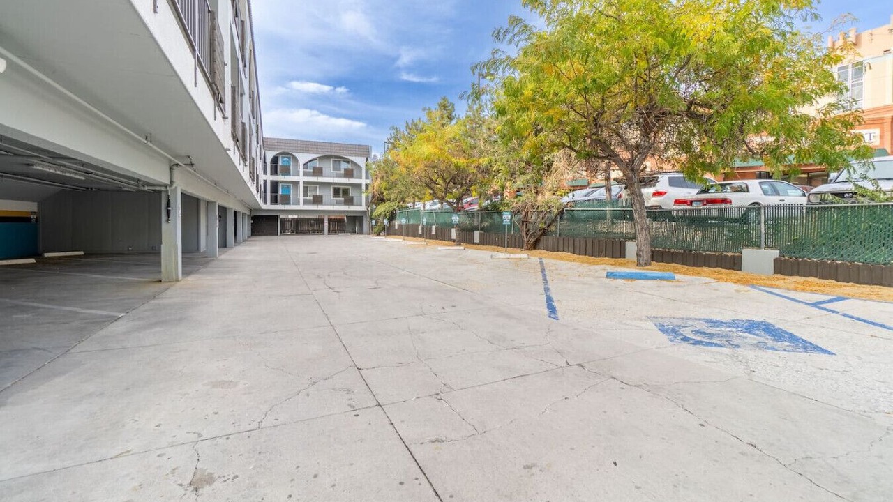 Photo of Outdoor in Midtown