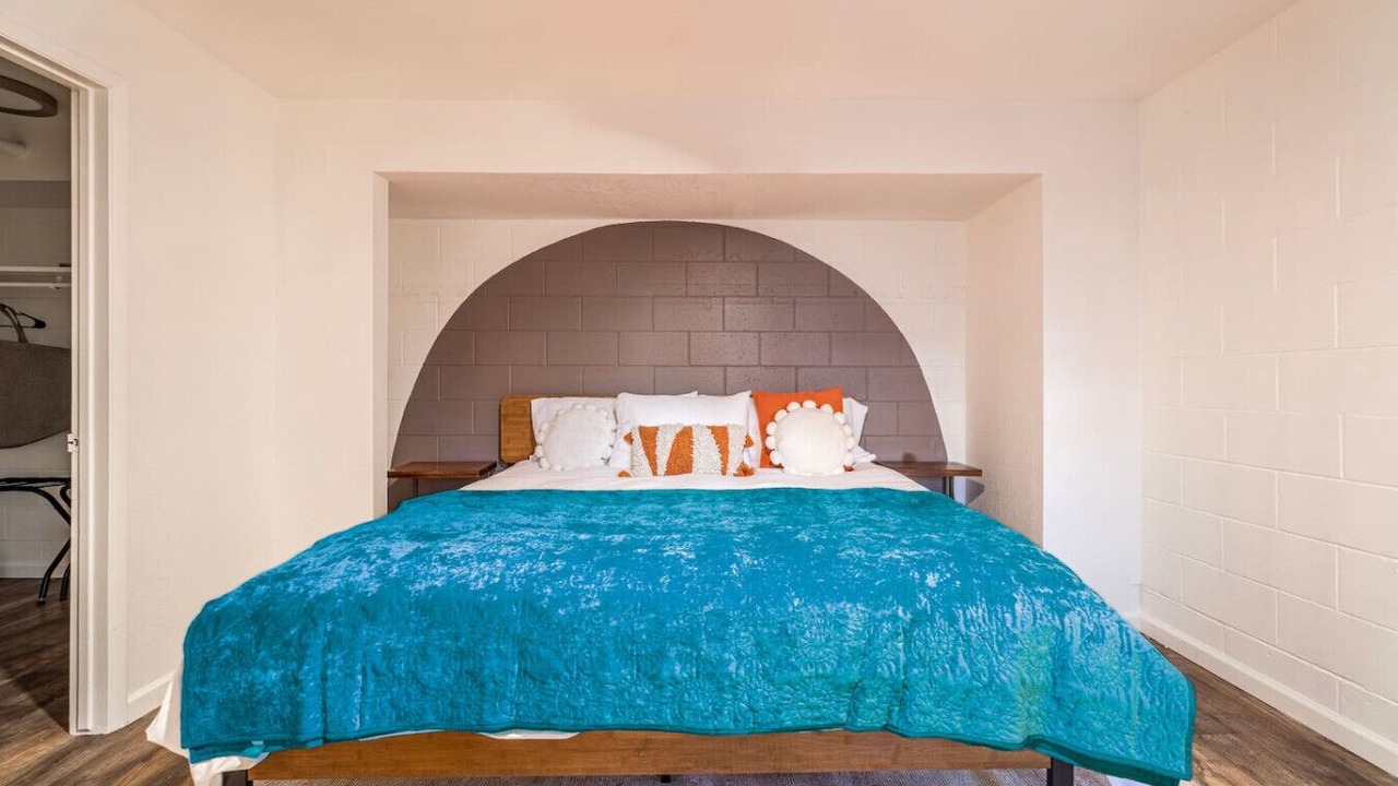 Photo of Bedroom in Midtown