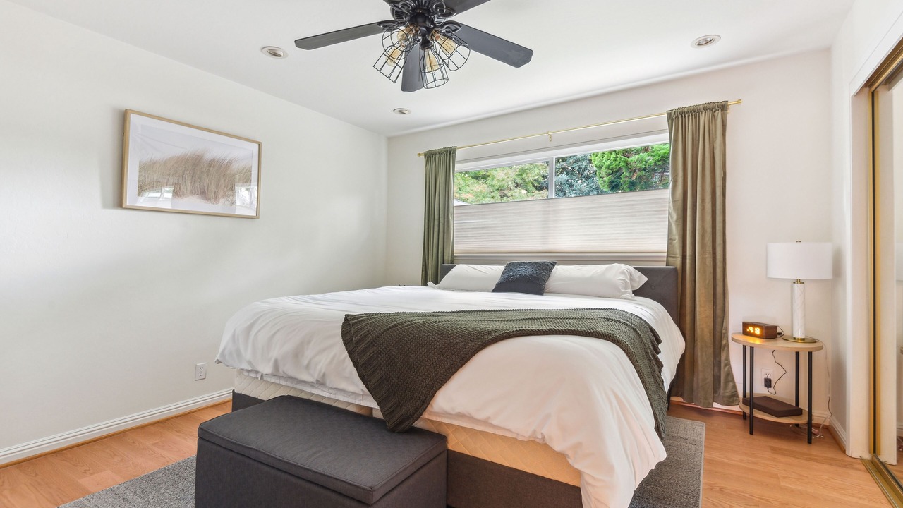 Photo of Bedroom in Castro Valley