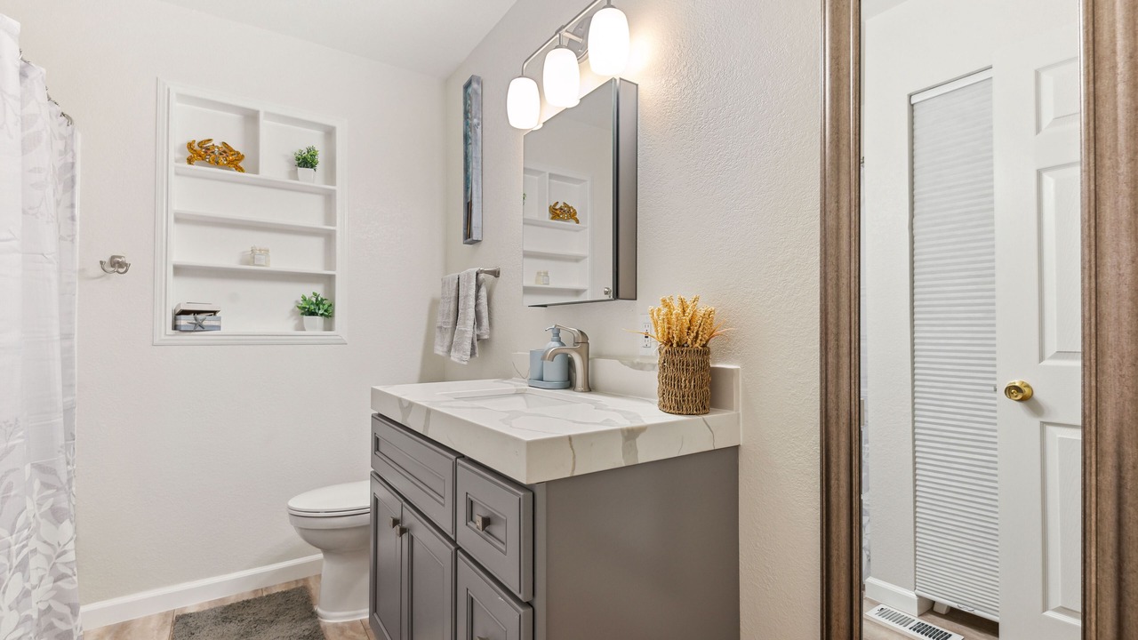 Photo of Bathroom in Castro Valley