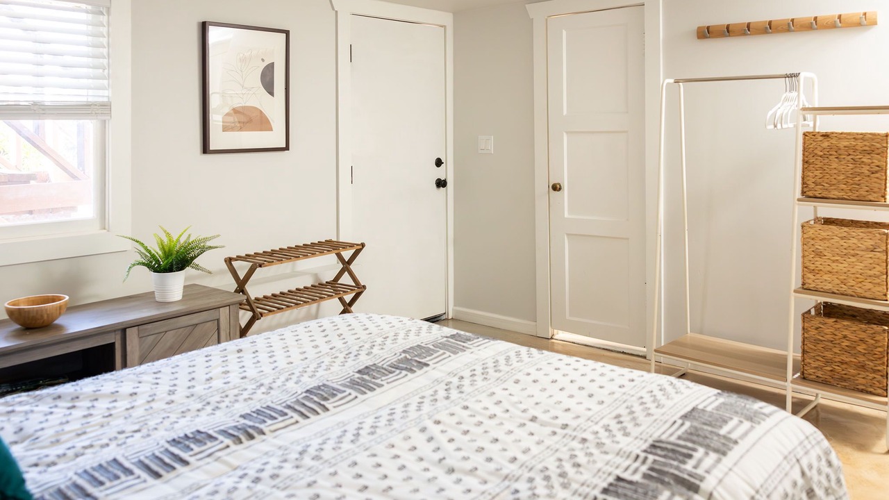 Photo of Bedroom in Oakland