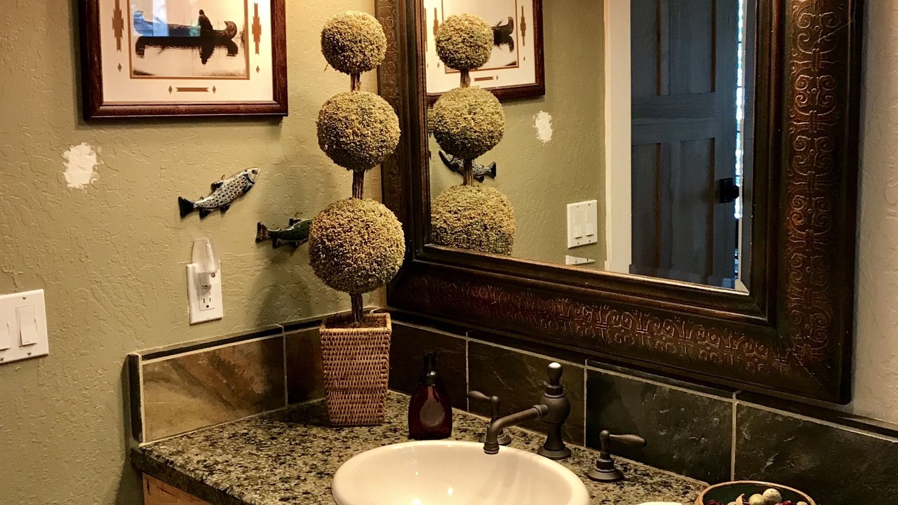 Photo of Bathroom in Groveland