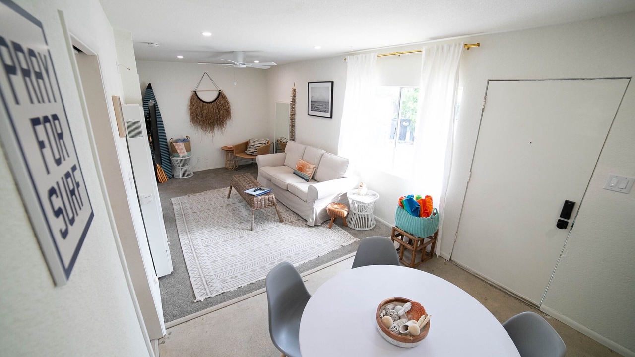 Photo of Livingroom in Silver Strand