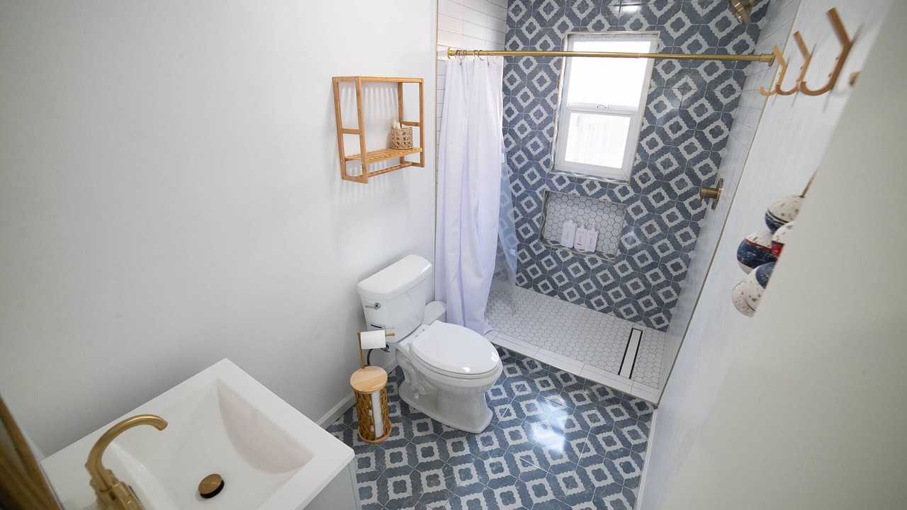 Photo of Bathroom in Silver Strand