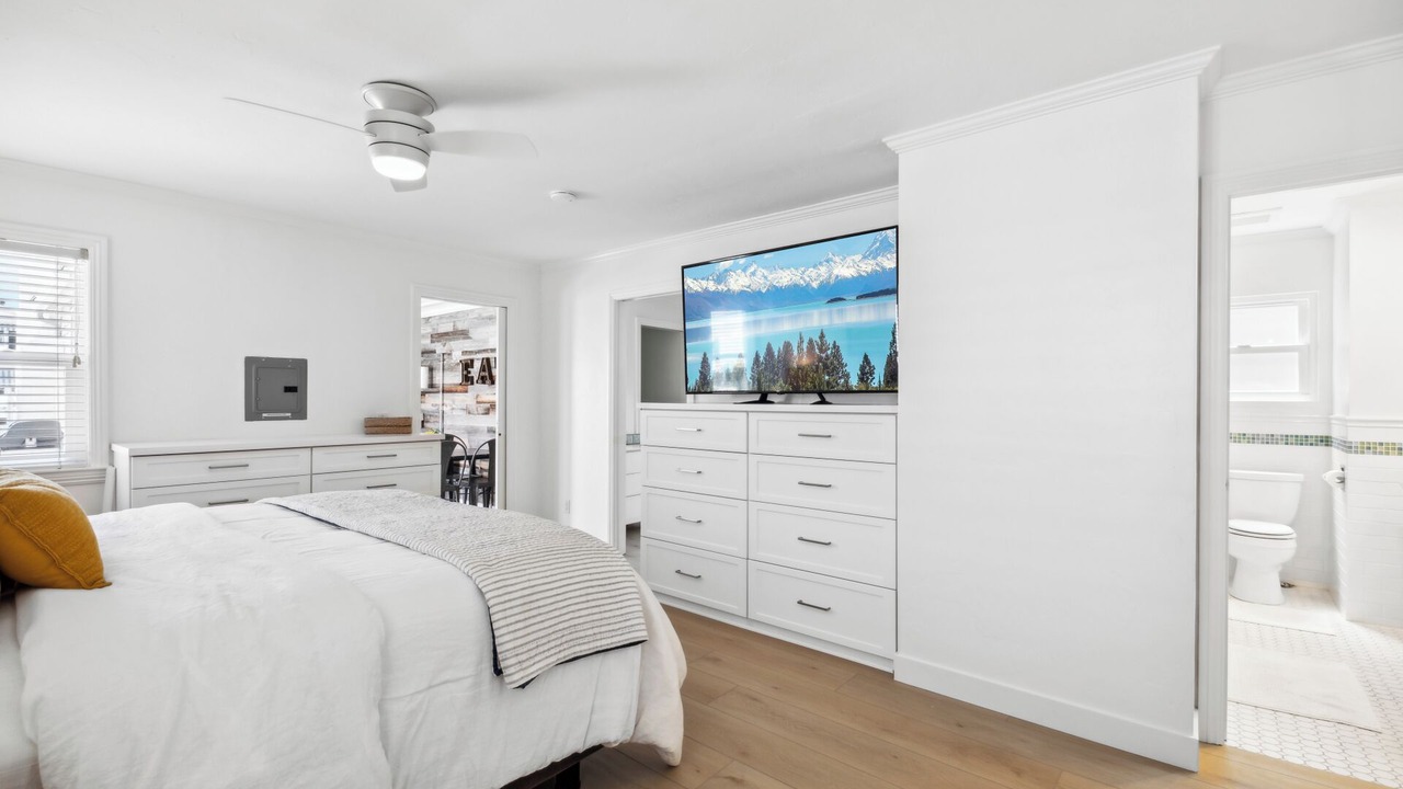 Photo of Bedroom in Balboa Island