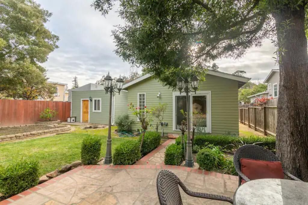 Photo of Patio Balcony in Burlingame