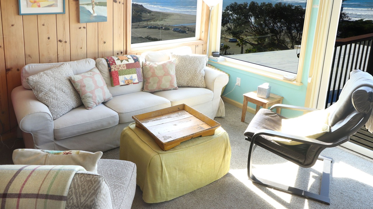 Photo of Livingroom in Dillon Beach