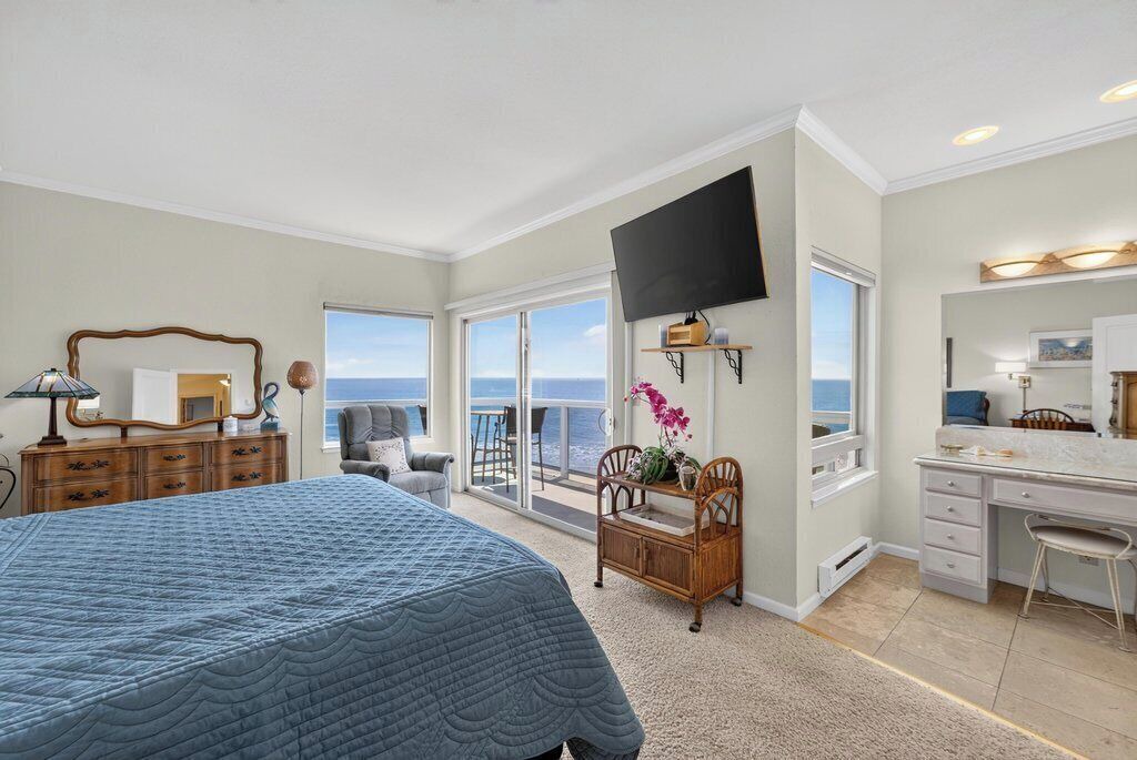 Photo of Bedroom in Rio del Mar