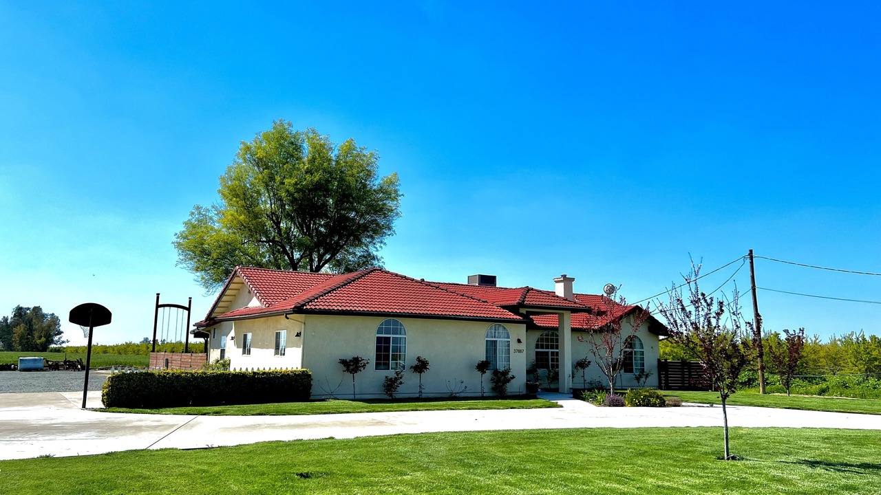 Photo of Outdoor in Dinuba