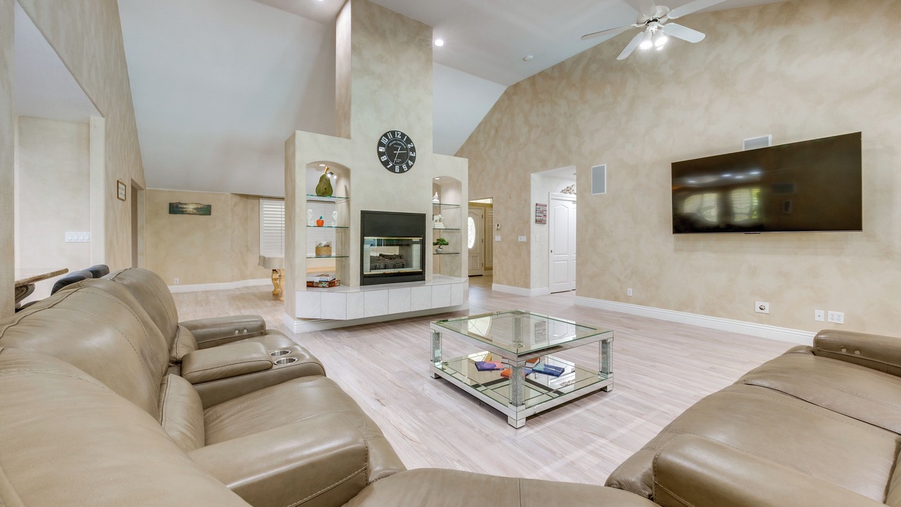 Photo of Livingroom in Clovis