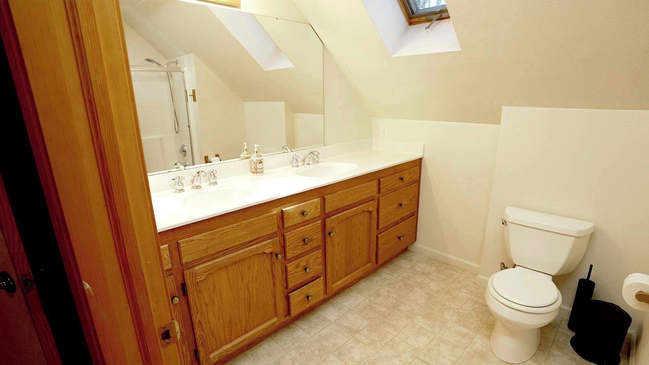Photo of Bathroom in Twain Harte