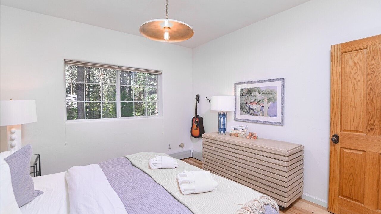 Photo of Bedroom in Skyland