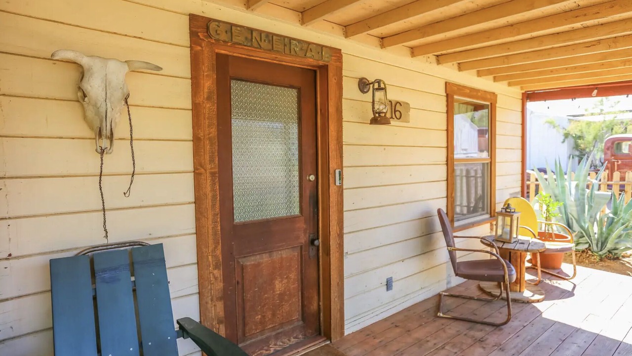 Photo of Patio Balcony in Randsburg