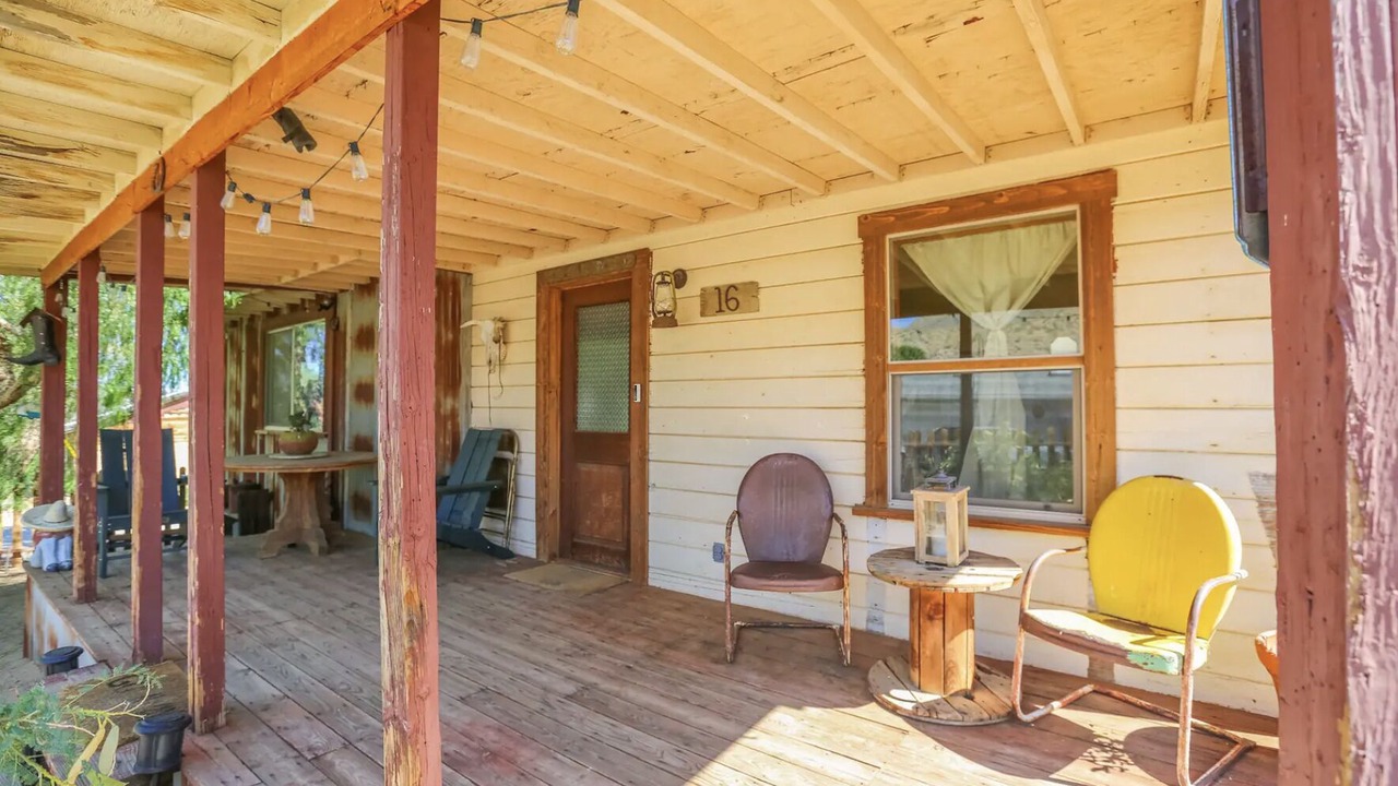 Photo of Patio Balcony in Randsburg