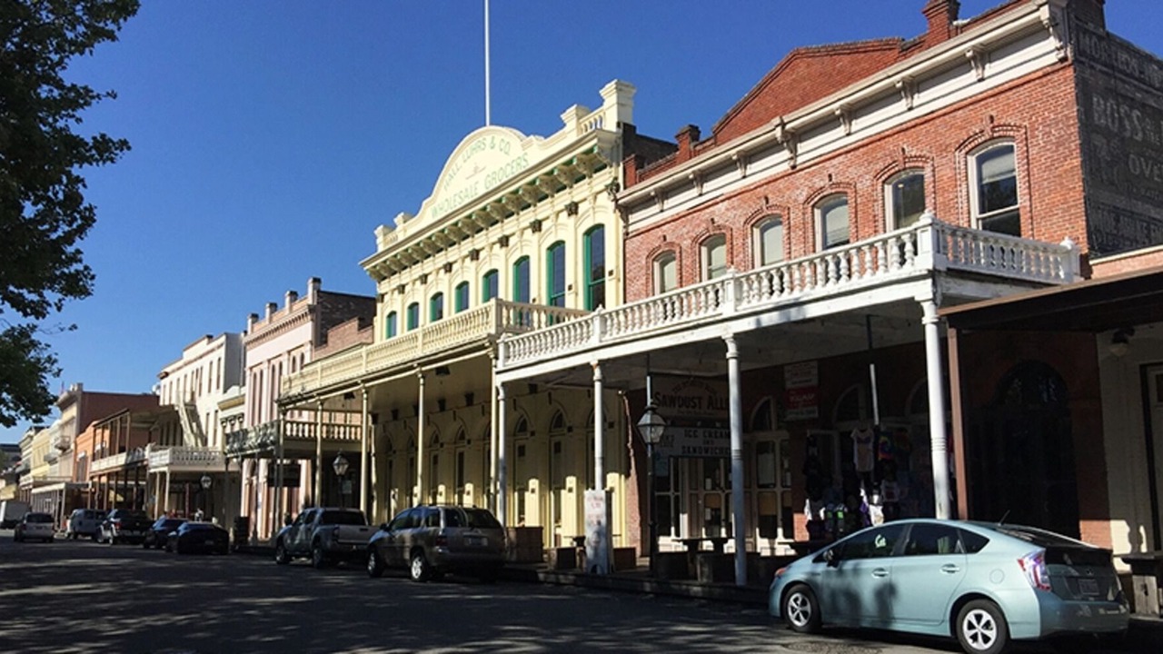 Photo of Others in Downtown Sacramento