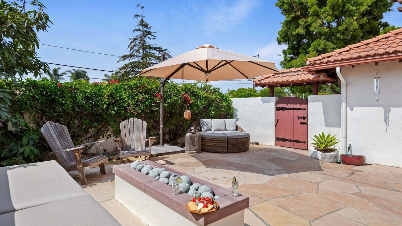 Photo of Patio Balcony in West Mesa