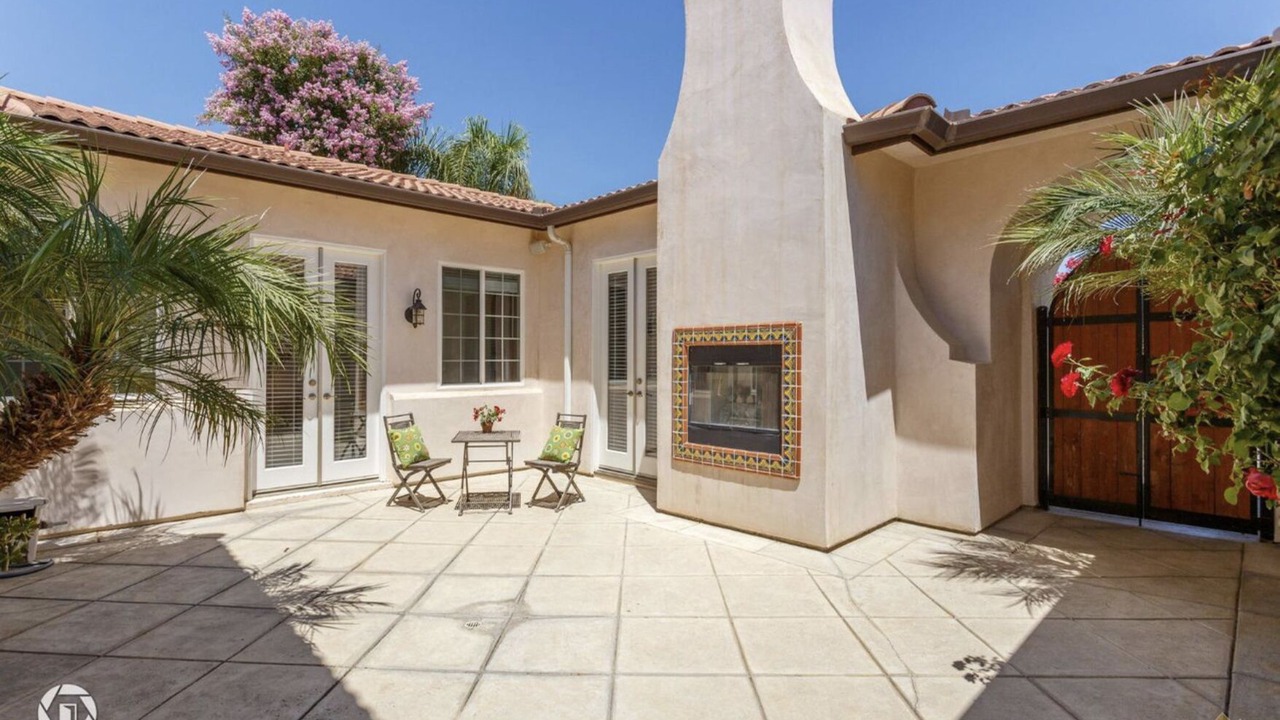 Photo of Patio Balcony in River Oaks