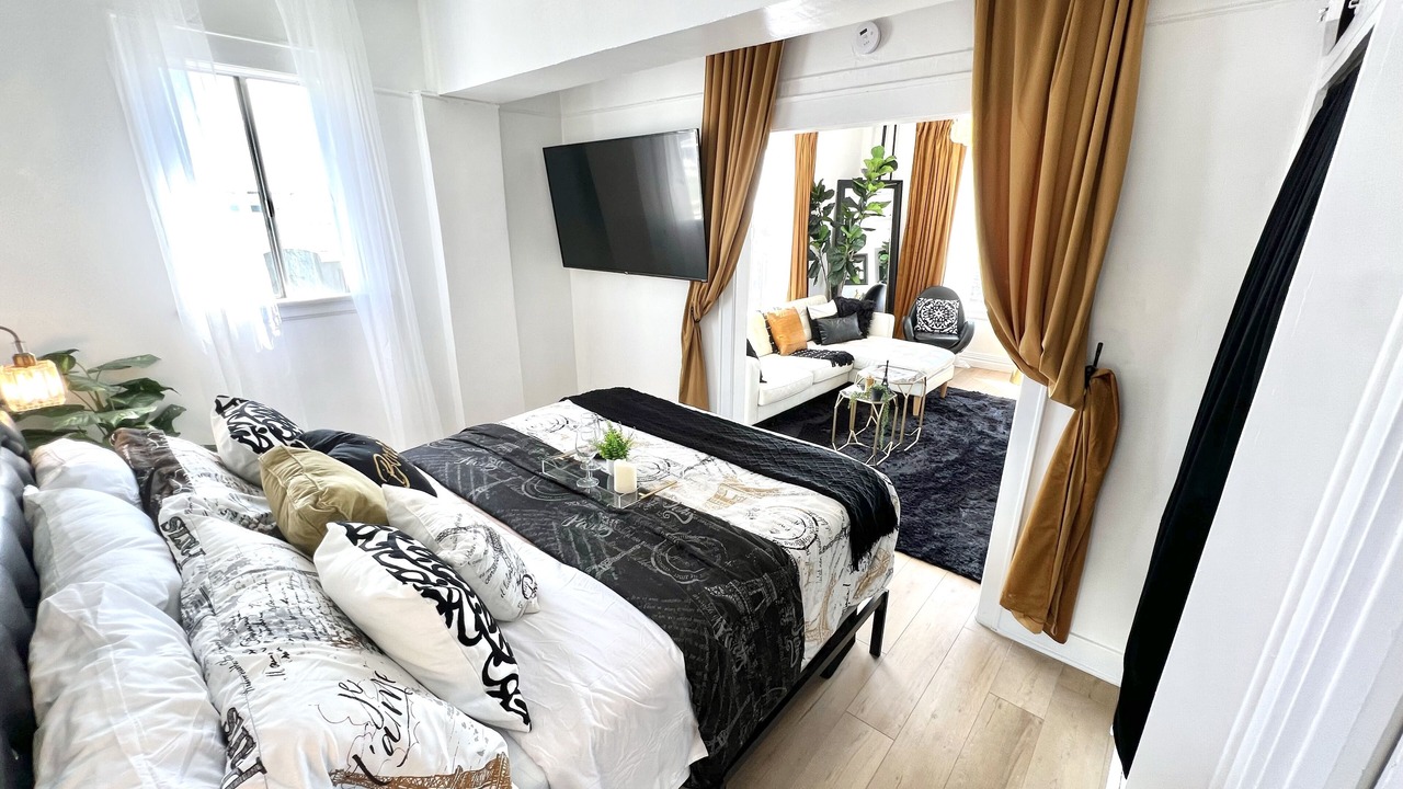 Photo of Bedroom in Waterfront