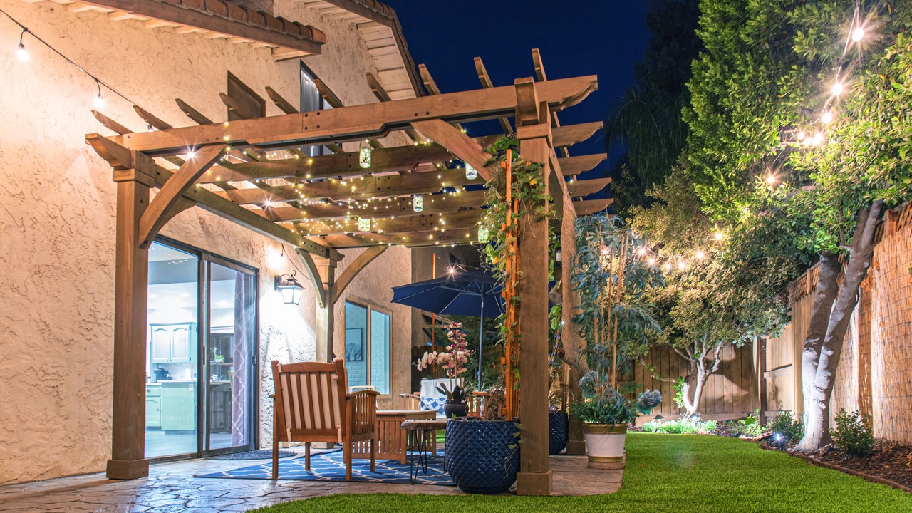 Photo of Outdoor in Raisin