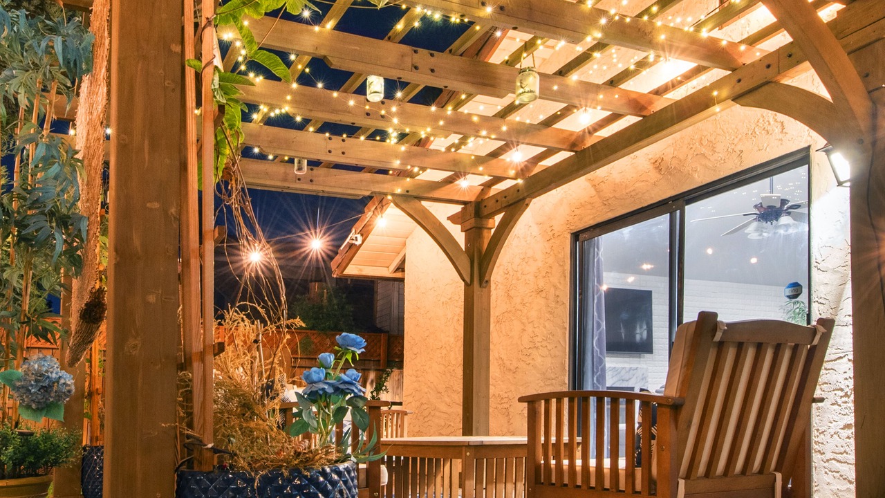 Photo of Patio Balcony in Raisin