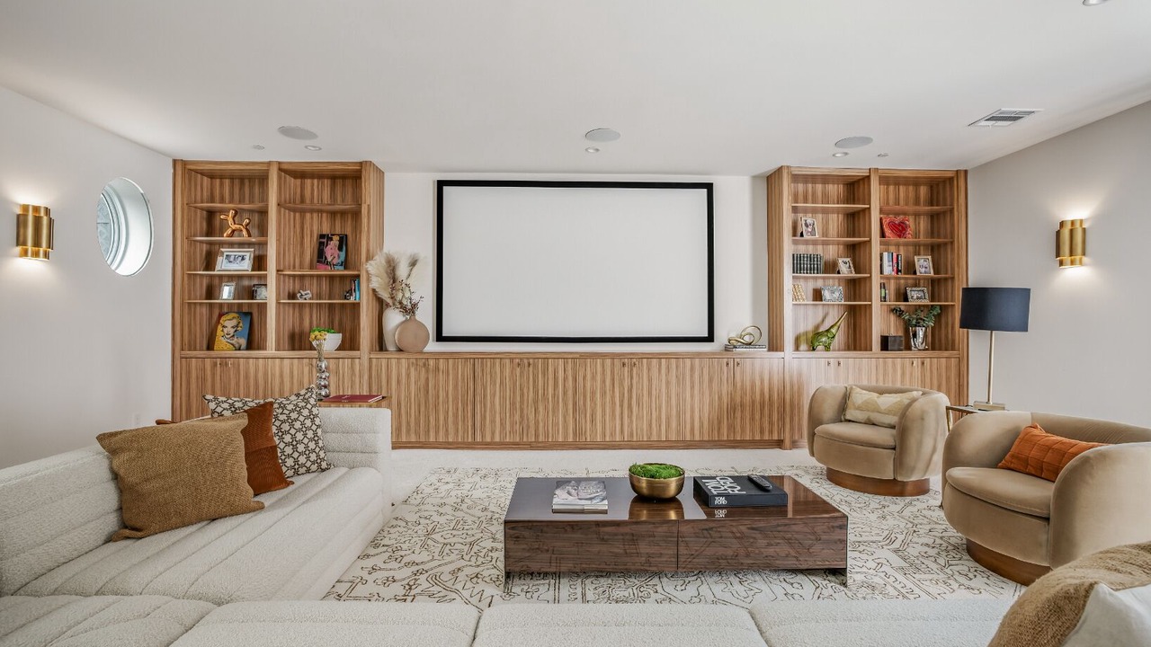 Photo of Livingroom in Mount Olympus