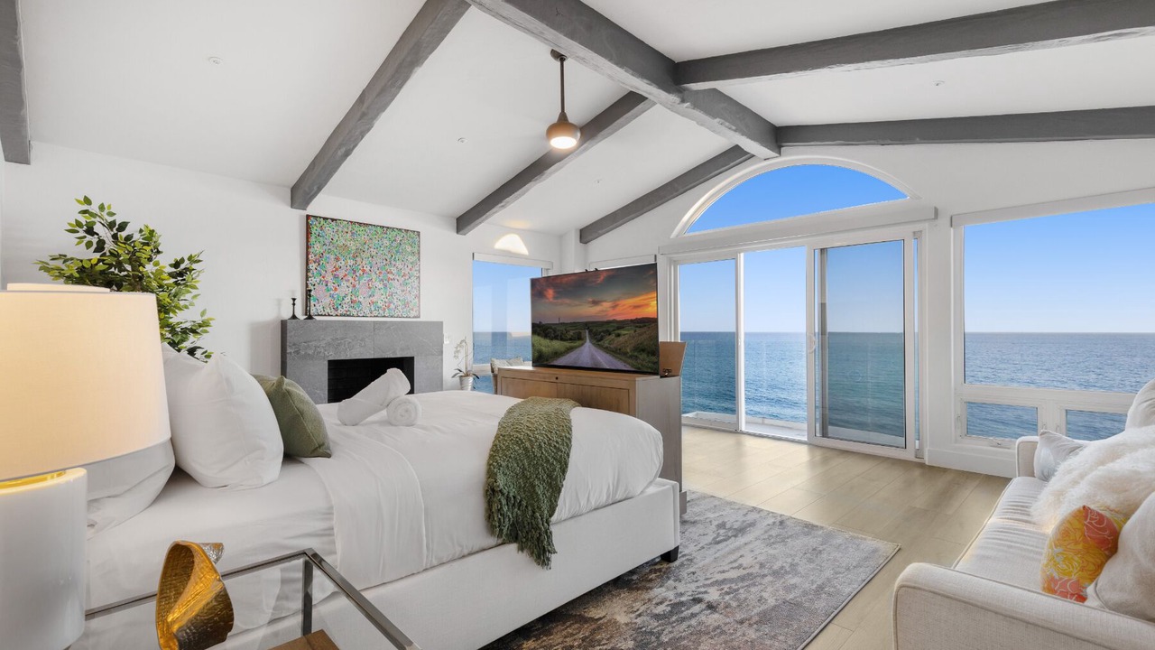 Photo of Bedroom in Central Malibu