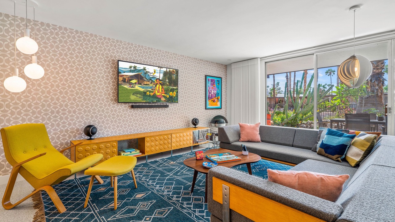 Photo of Livingroom in The Mesa