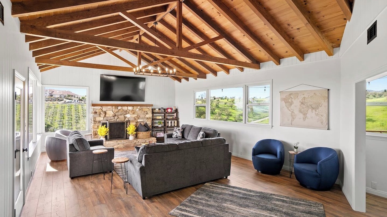 Photo of Livingroom in Paso Robles