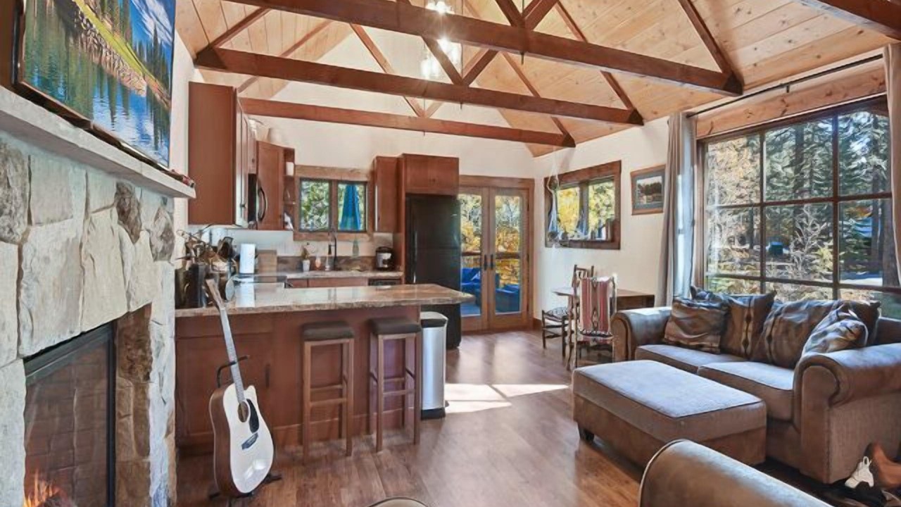 Photo of Livingroom in Kings Beach