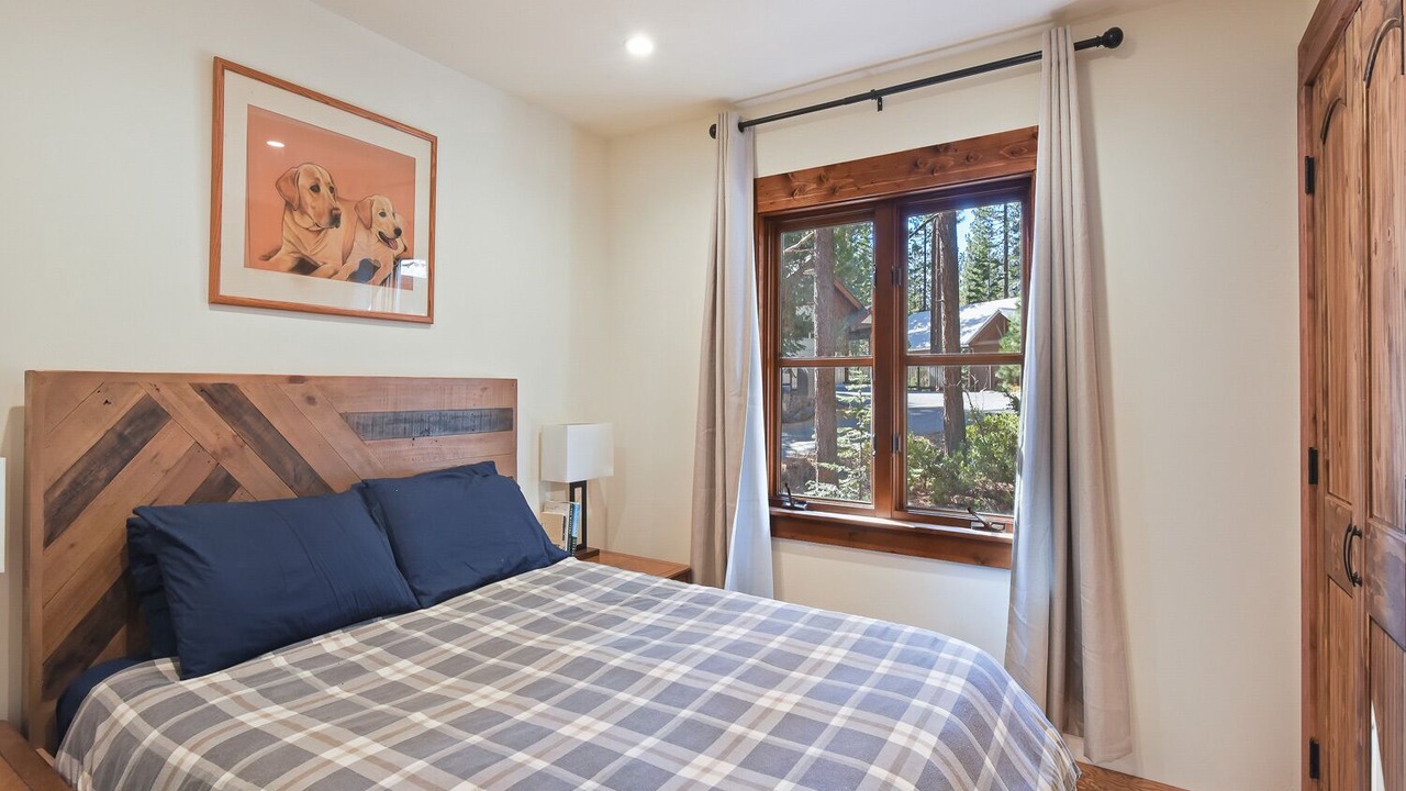 Photo of Bedroom in Kings Beach
