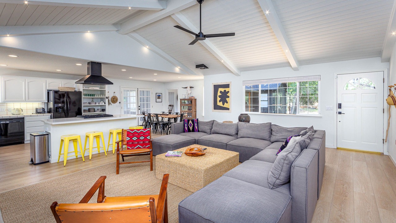 Photo of Livingroom in Kaweah
