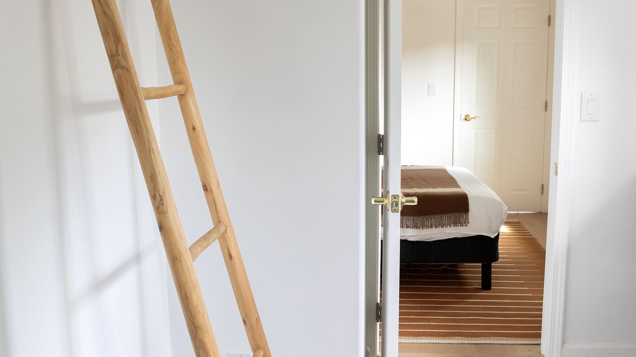 Photo of Bedroom in Marine Terrace