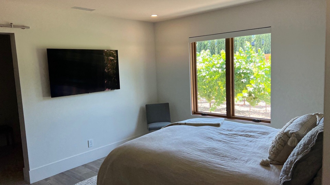 Photo of Bedroom in St. Helena