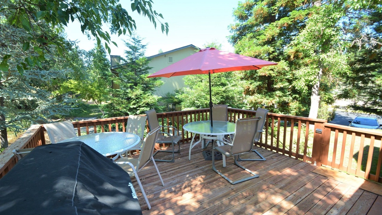 Photo of Outdoor in Bass Lake