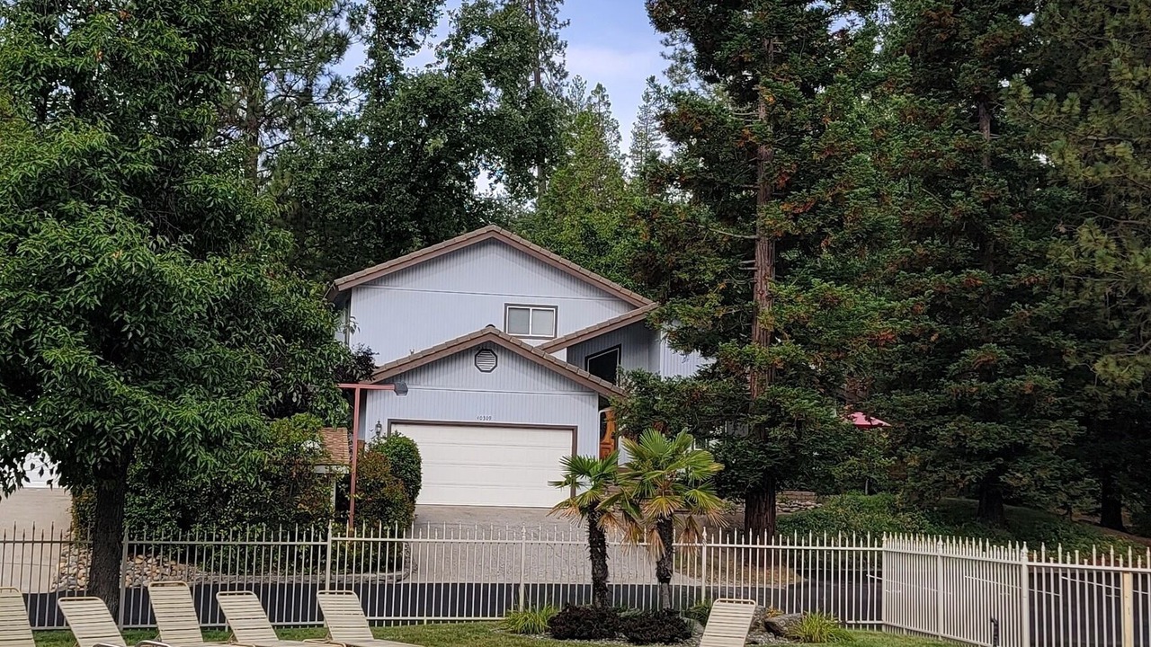 Photo of Outdoor in Bass Lake