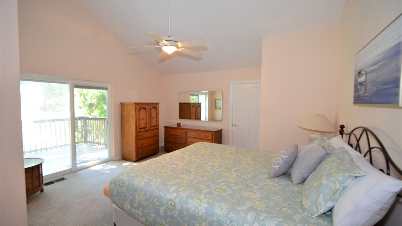 Photo of Bedroom in Bass Lake