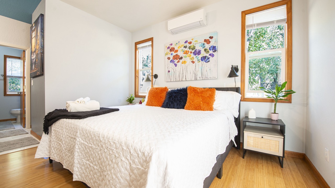 Photo of Bedroom in Phoenix Lake-Cedar Ridge