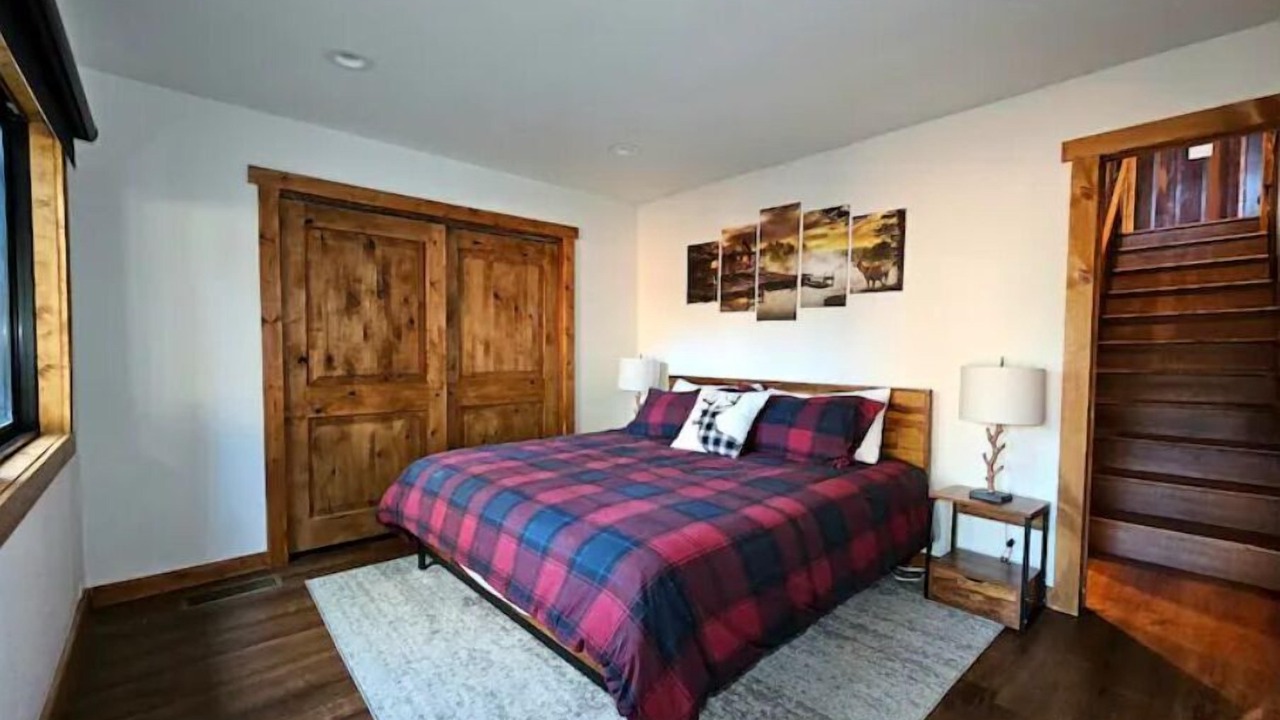 Photo of Bedroom in Mammoth Lakes