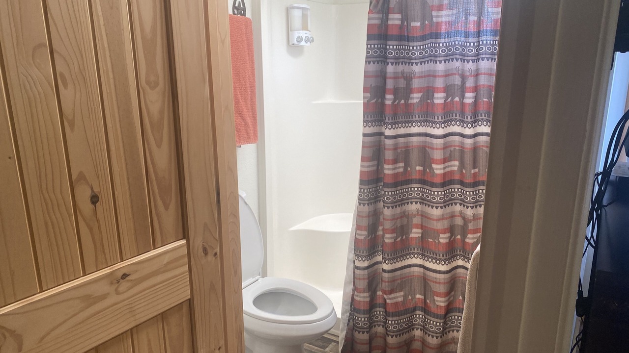 Photo of Bathroom in Mariposa