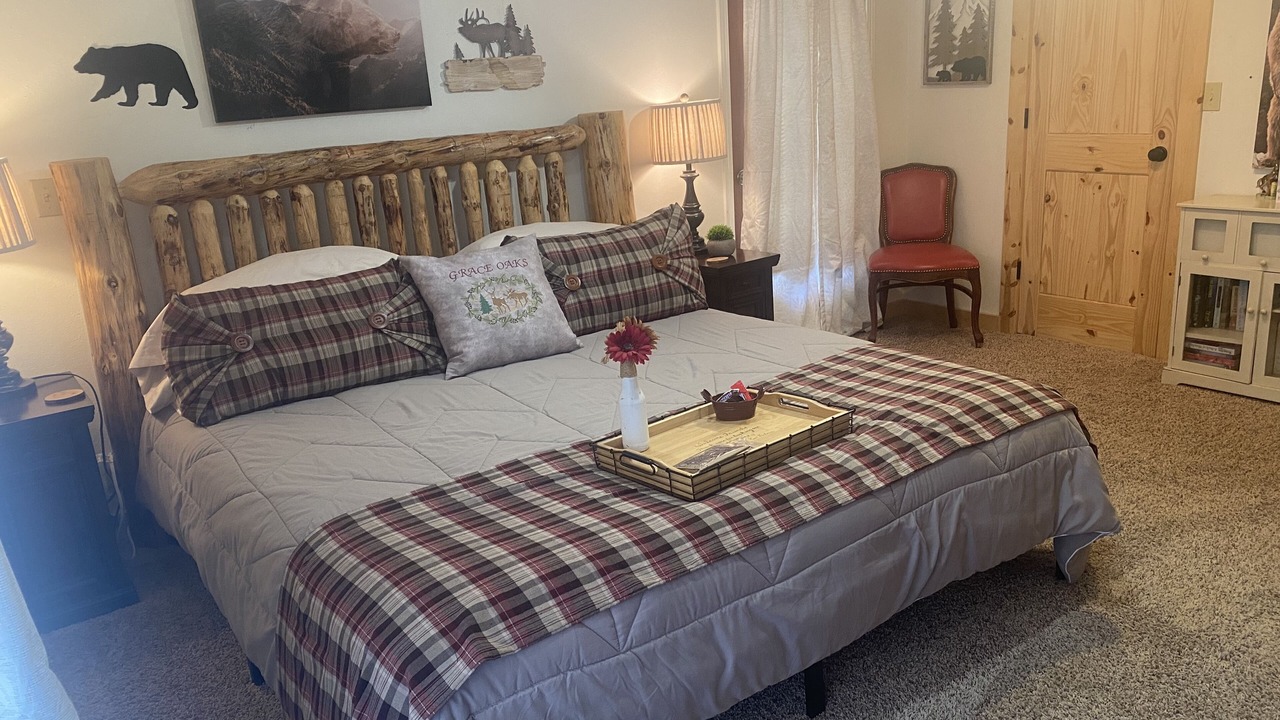 Photo of Bedroom in Mariposa