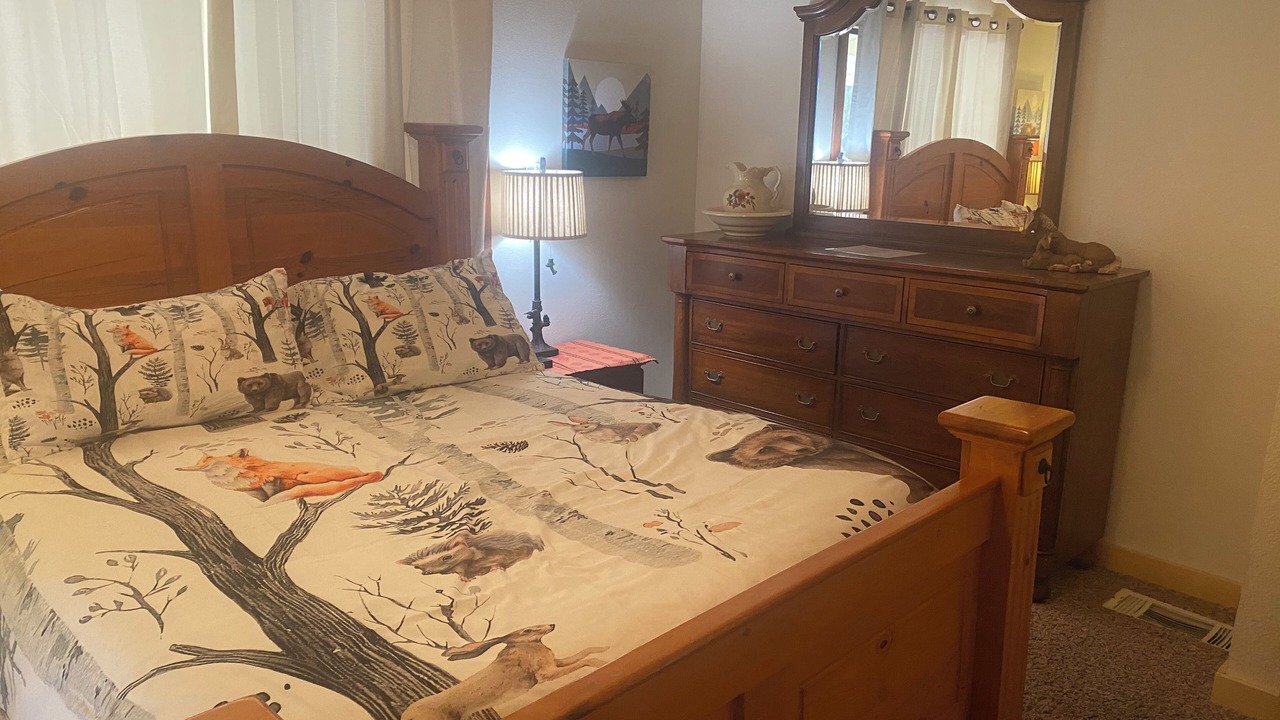 Photo of Bedroom in Mariposa