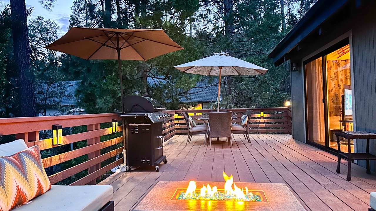 Photo of Patio Balcony in Bass Lake