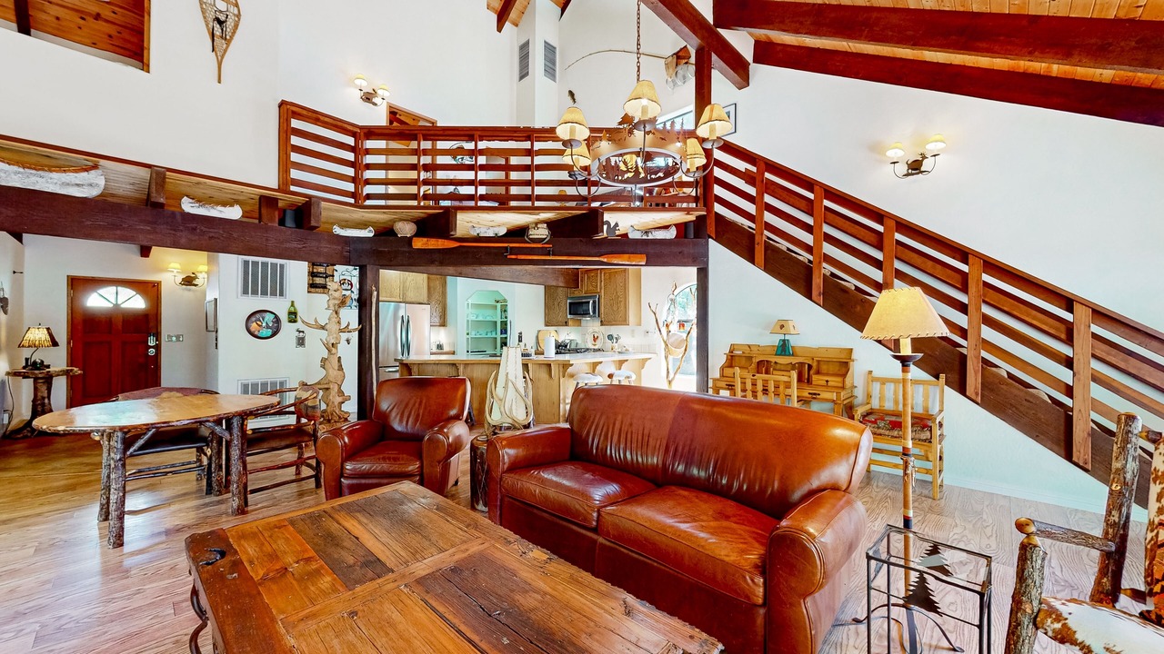 Photo of Livingroom in Bass Lake