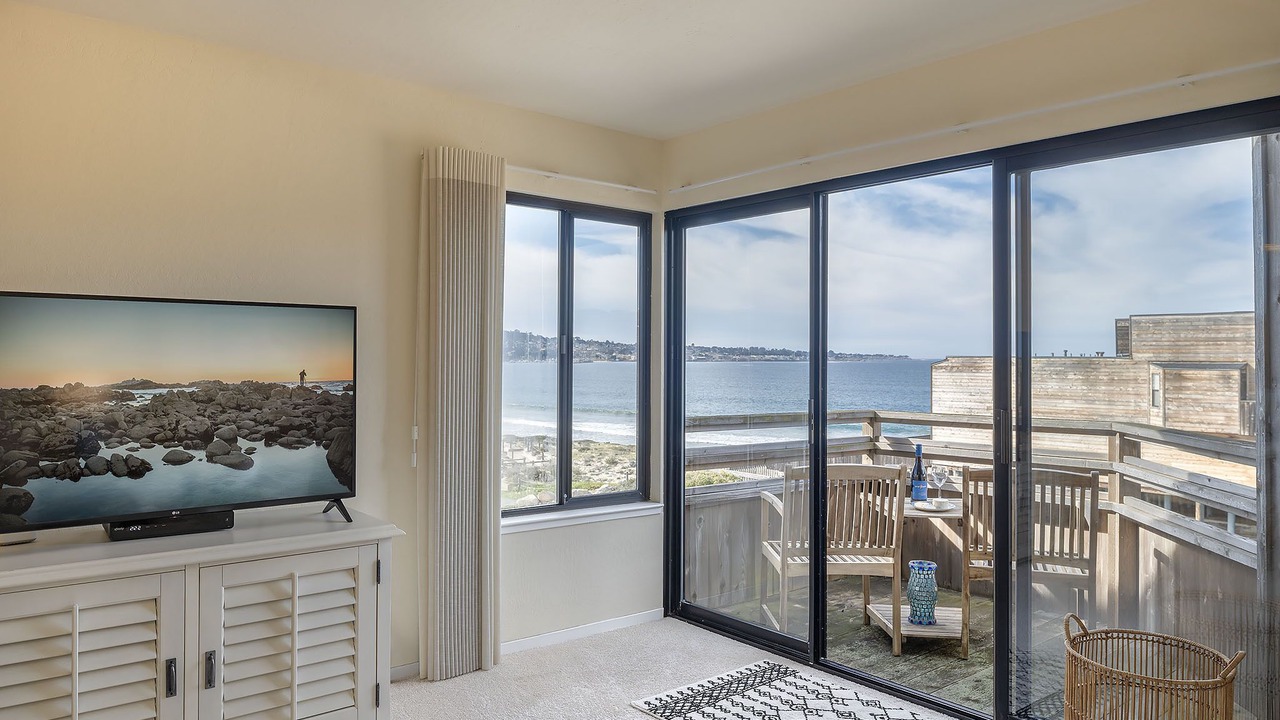 Photo of Bedroom in Monterey