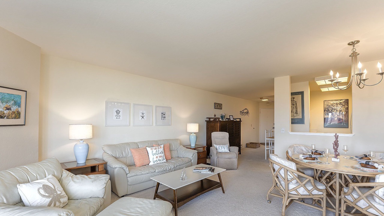Photo of Bedroom in Monterey